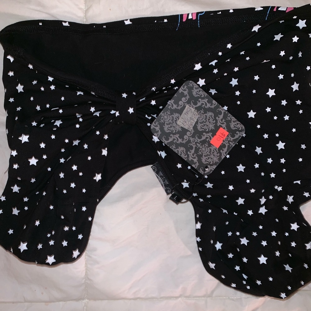 Crop top - Picture 2 of 3